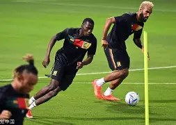 开云中国-米卢做客新浪聊欧洲杯