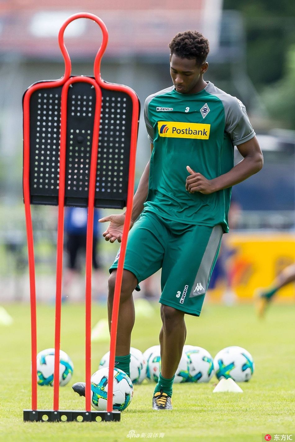 开云官方网站在线登陆-laysha金高恩战旗直播